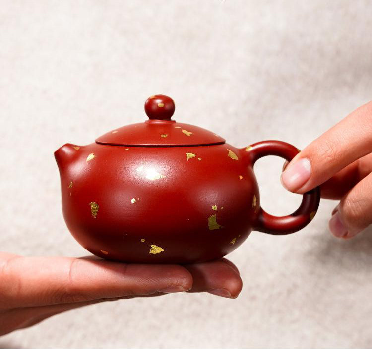 Small Xi Shi teapot - Gold Leaf