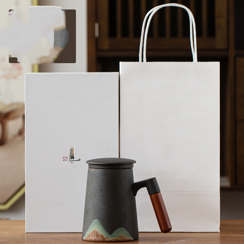 Modern Ceramic Tea Mug With Lid Filter - Peak Sip