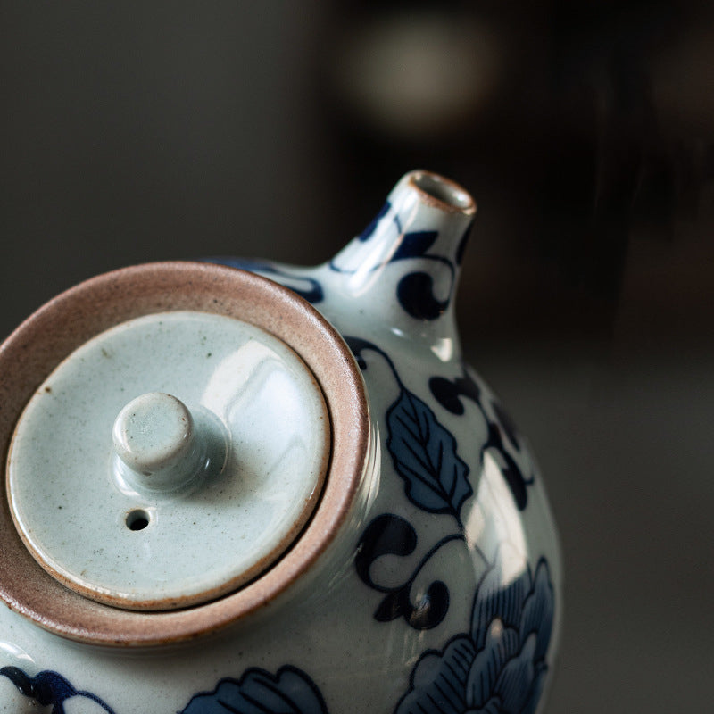 Chinese Vintage-style Ceramic Teapot Blue Lotus Flower